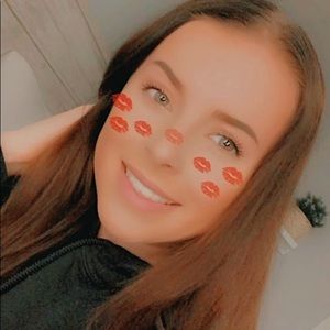 Meet your Posher, Natasha